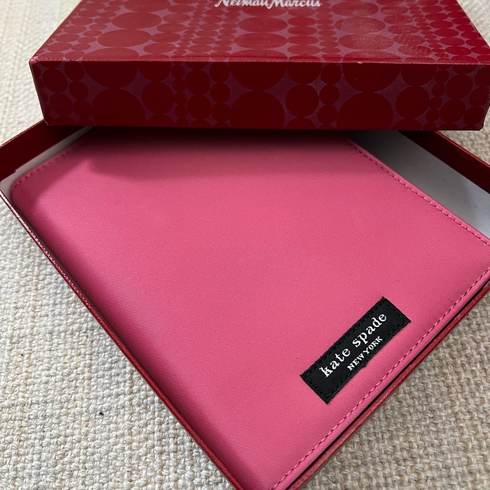 Kate Spade Pink Brag Book NWT